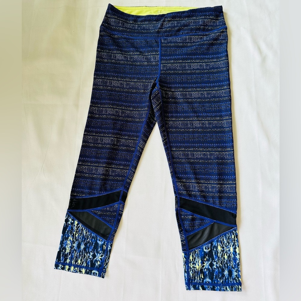 Gaiam Capri Mesh Print Legging
